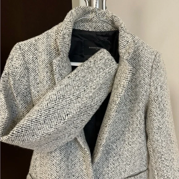 Banana Republic tweed jacket - Picture 3 of 5